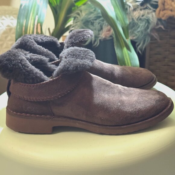 UGG McKay Short Harness Boot, Chocolate Brown, US Women's 9.5 - Picture 2 of 16